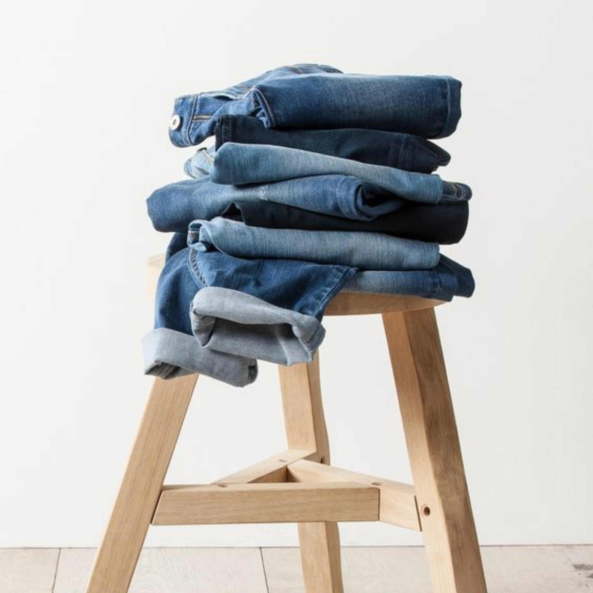 DENIM JEANS: A timeless fashion staple.