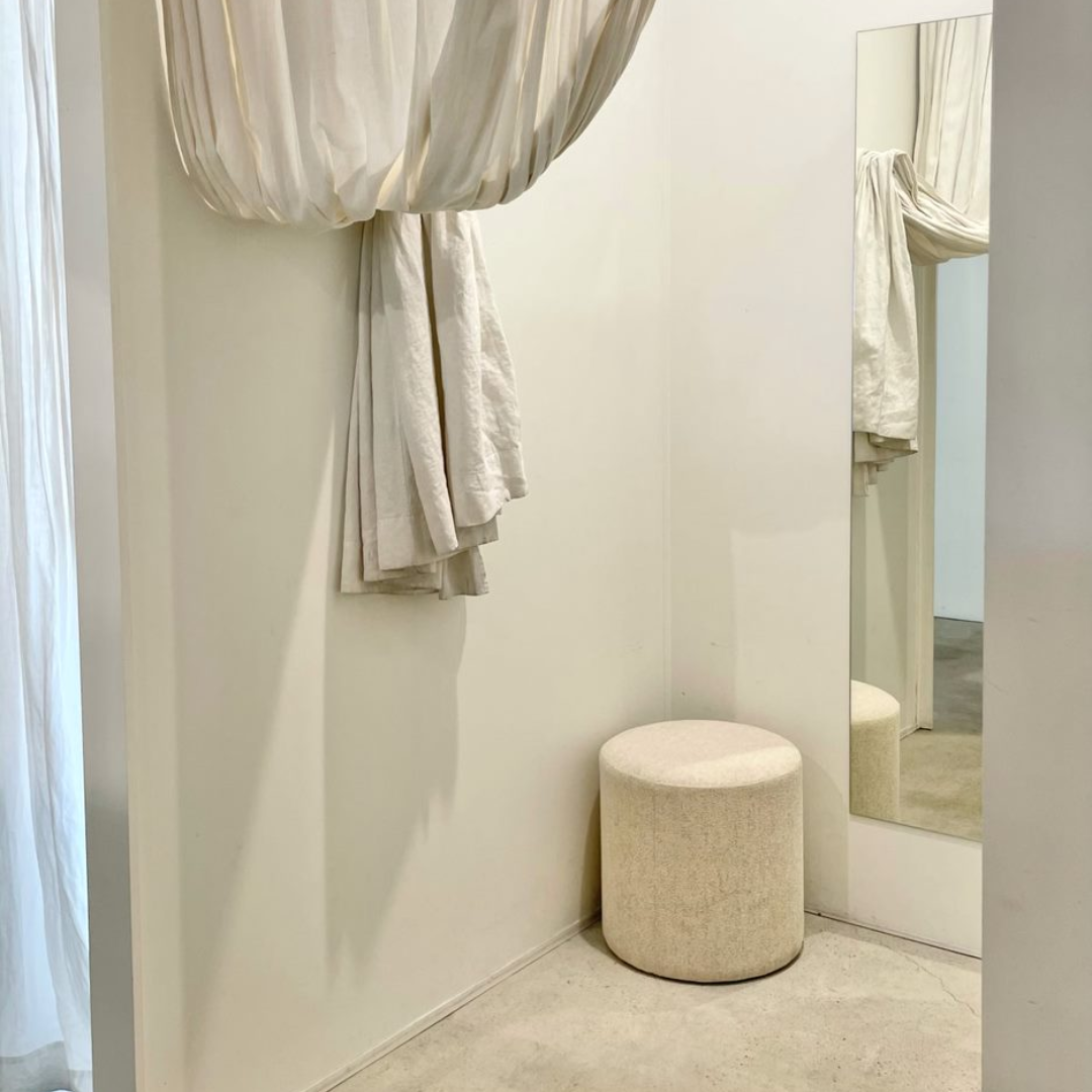 THE FASHION SIZING MYSTERY: The power of trying on.