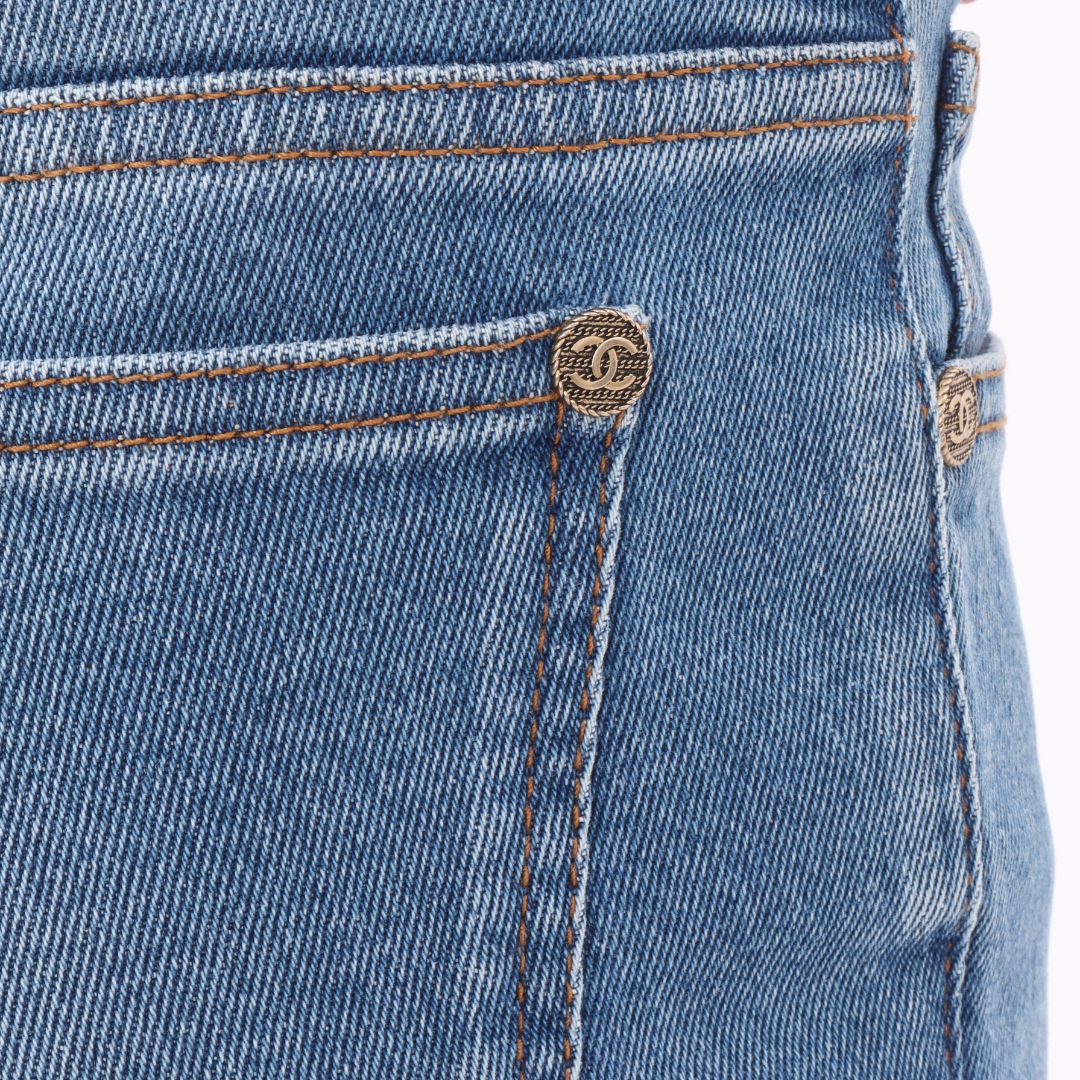 Chanel 19C Cropped CC Button Jeans Size FR 34 | AU 6