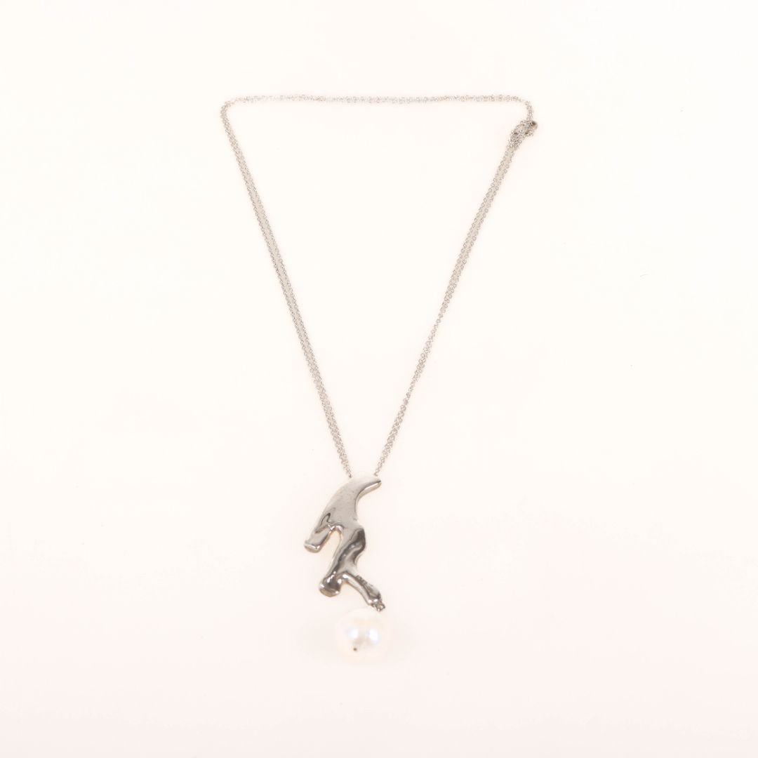 Agmes Baroque Coral Pendant Necklace
