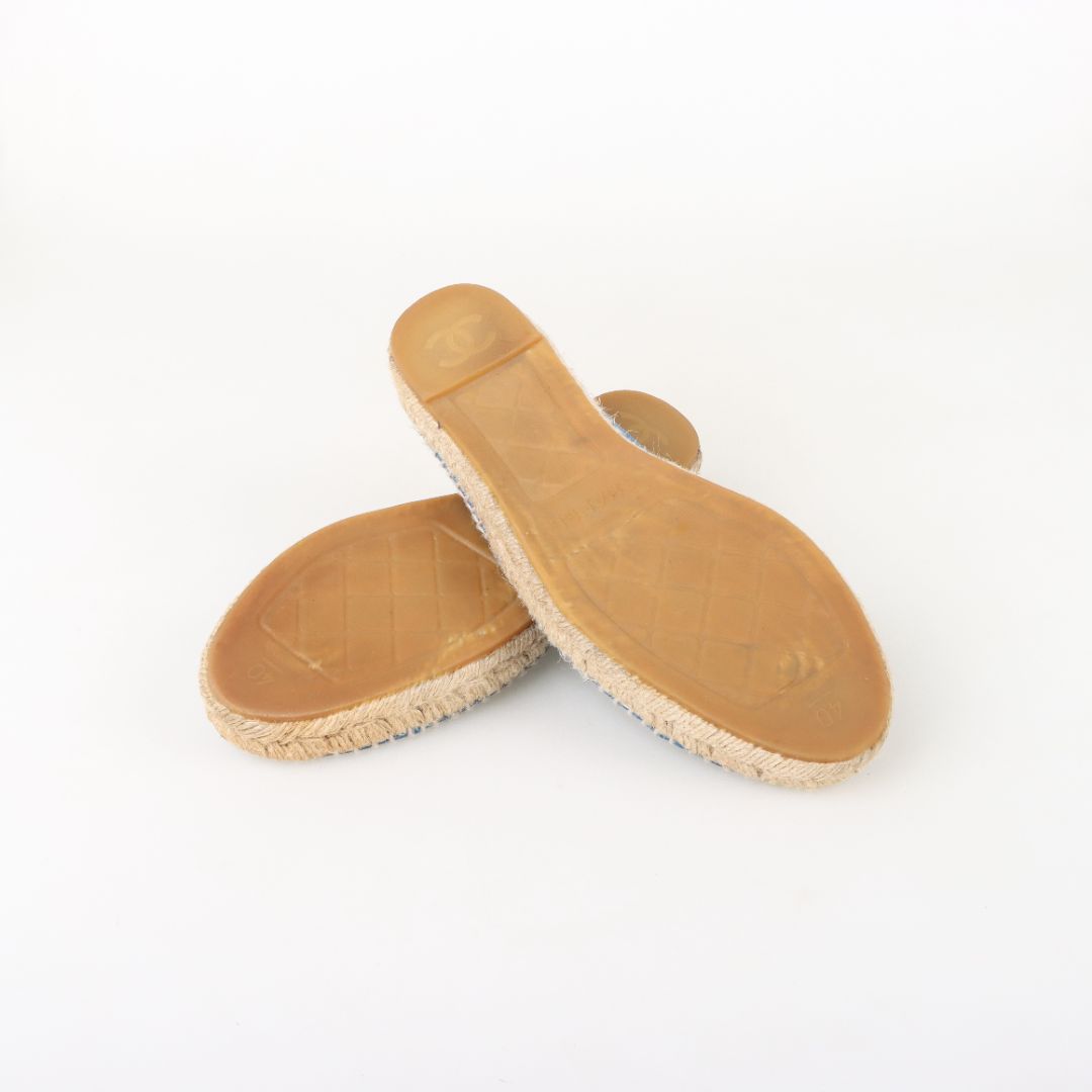 Chanel Leather CC Logo Espadrilles Size 40