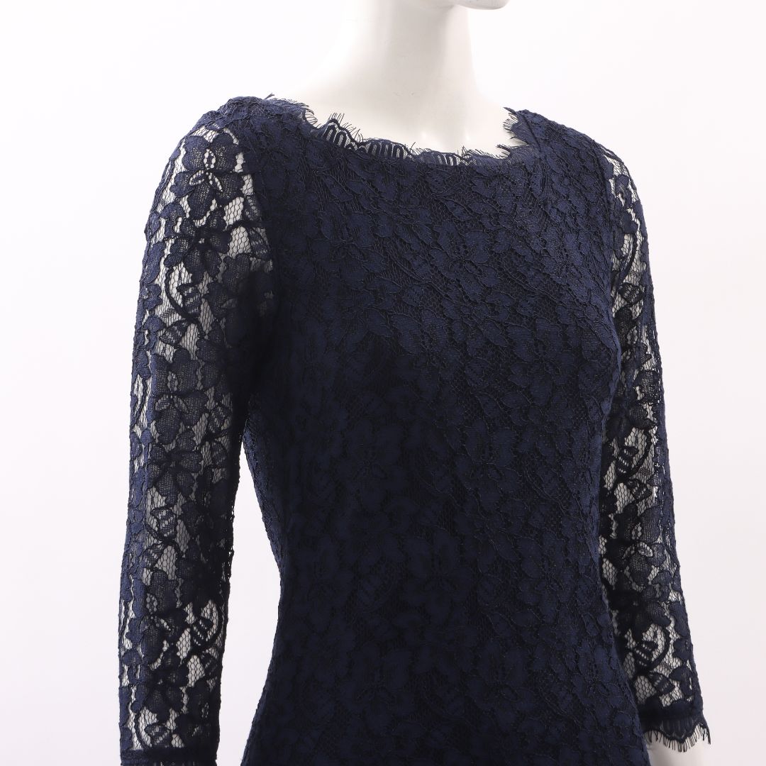 Diane Von Furstenberg Lace Sheath Dress Size US 4 | AU 8