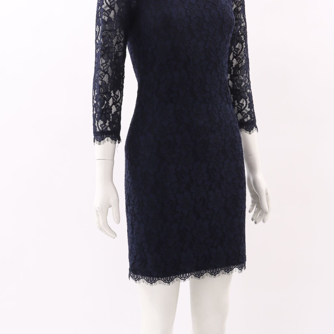Diane Von Furstenberg Lace Sheath Dress Size US 4 | AU 8