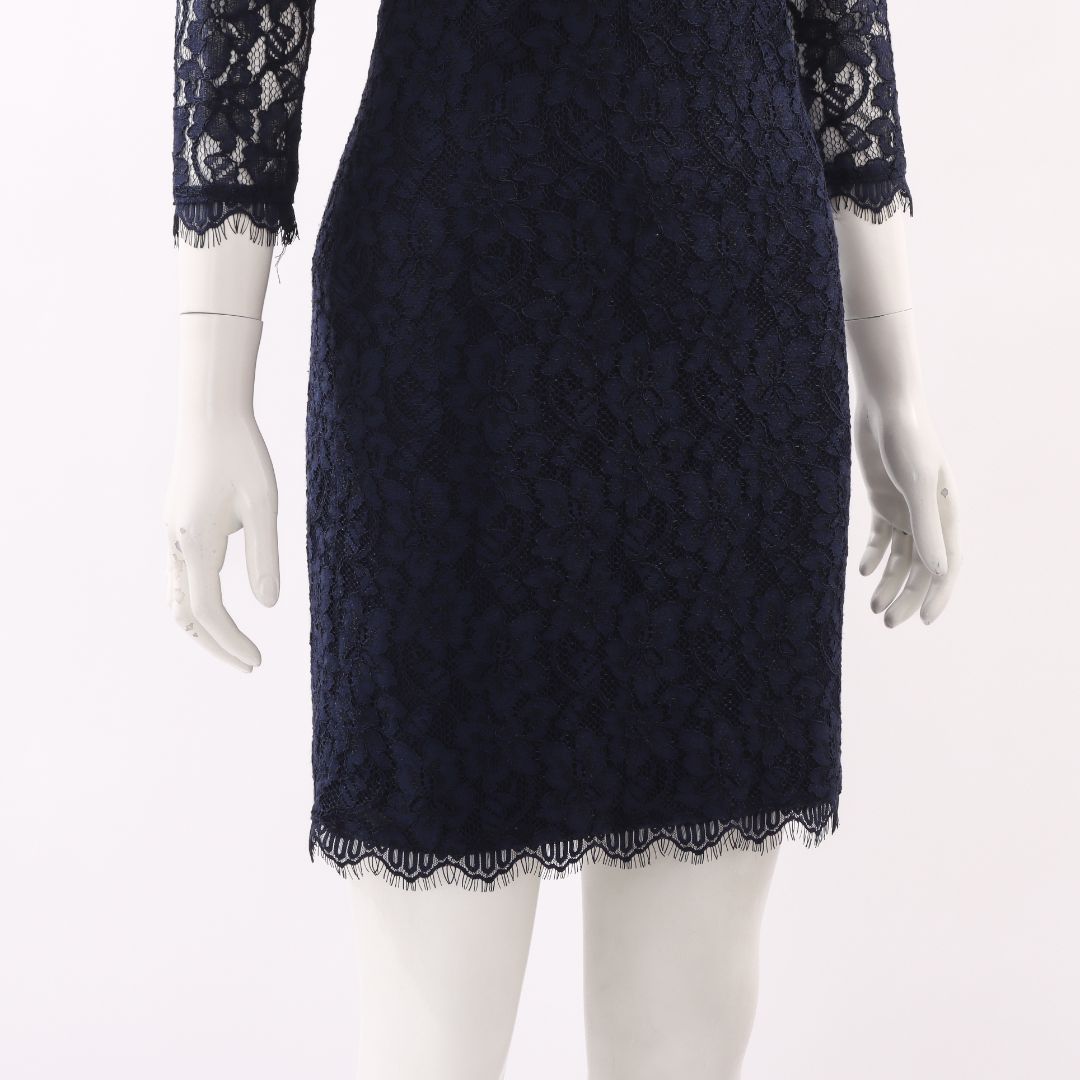Diane Von Furstenberg Lace Sheath Dress Size US 4 | AU 8