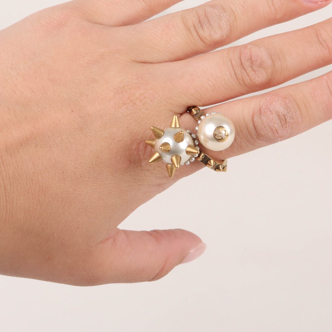 Gucci Faux Pearl Bypass Cocktail Ring Size 16