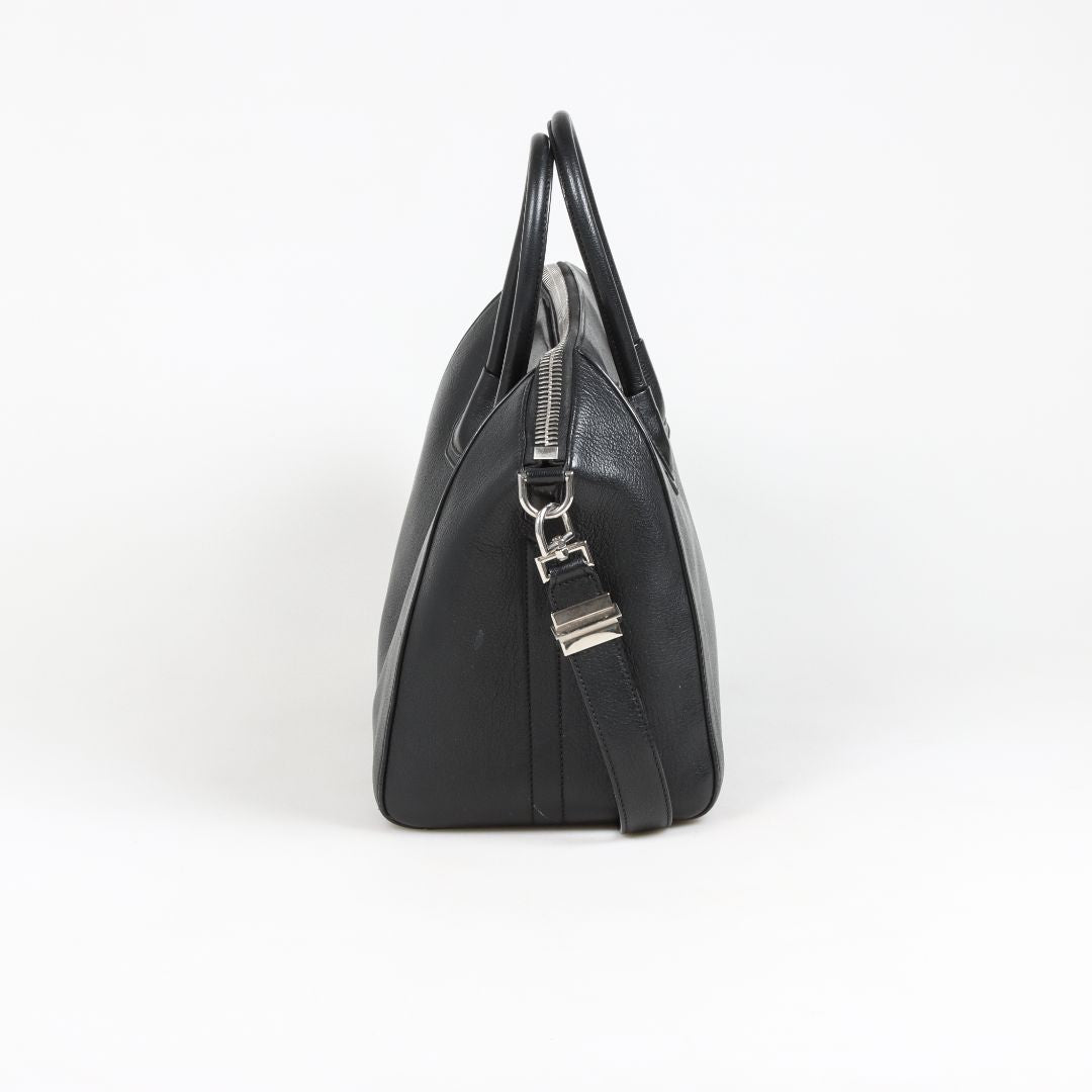 Givenchy Medium Leather Antigona Bag
