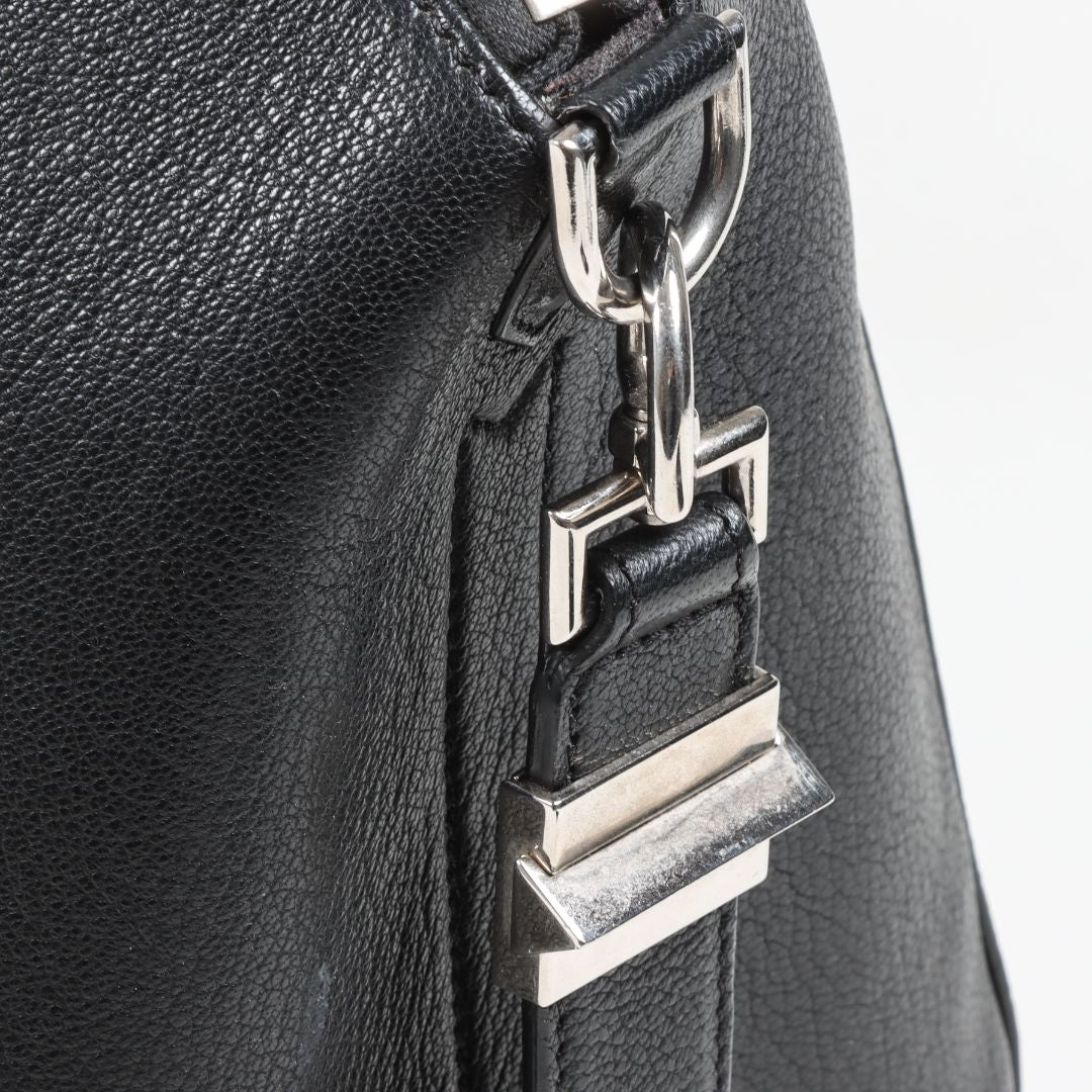 Givenchy Medium Leather Antigona Bag