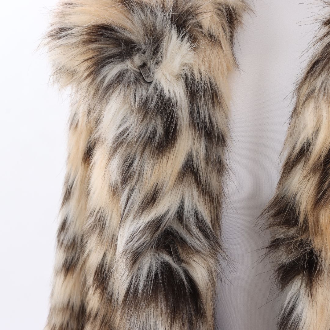 Mode &amp; Affaire Faux Fur Coat Size Medium