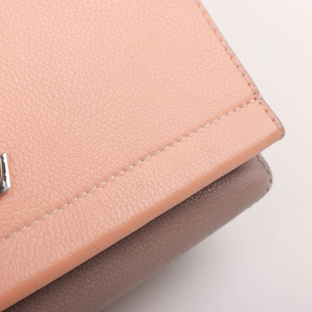 Louis Vuitton Lockme II Bag