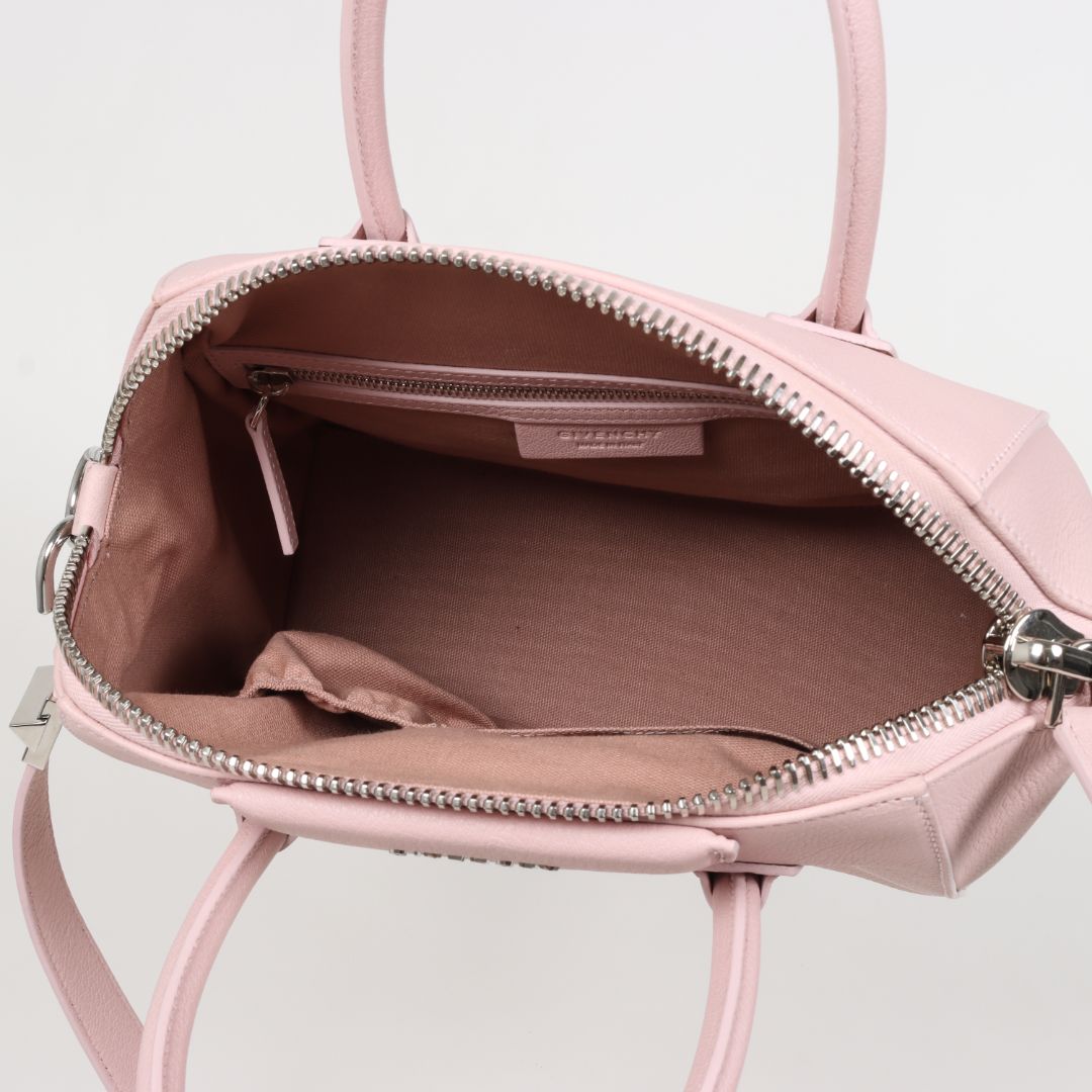 Givenchy Small &#39;Antigona&#39; Leather Bag