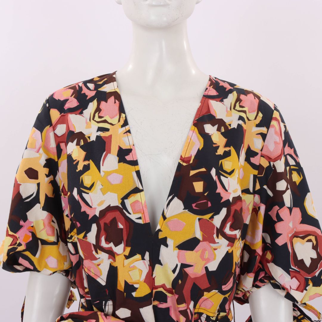 Camilla and Marc Delfino V Neck Dress Size 14