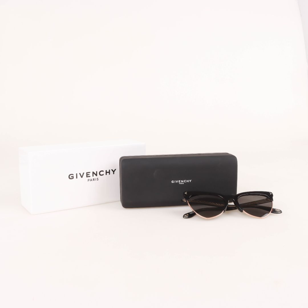 Givenchy GV 7078/S cat-eye sunglasses