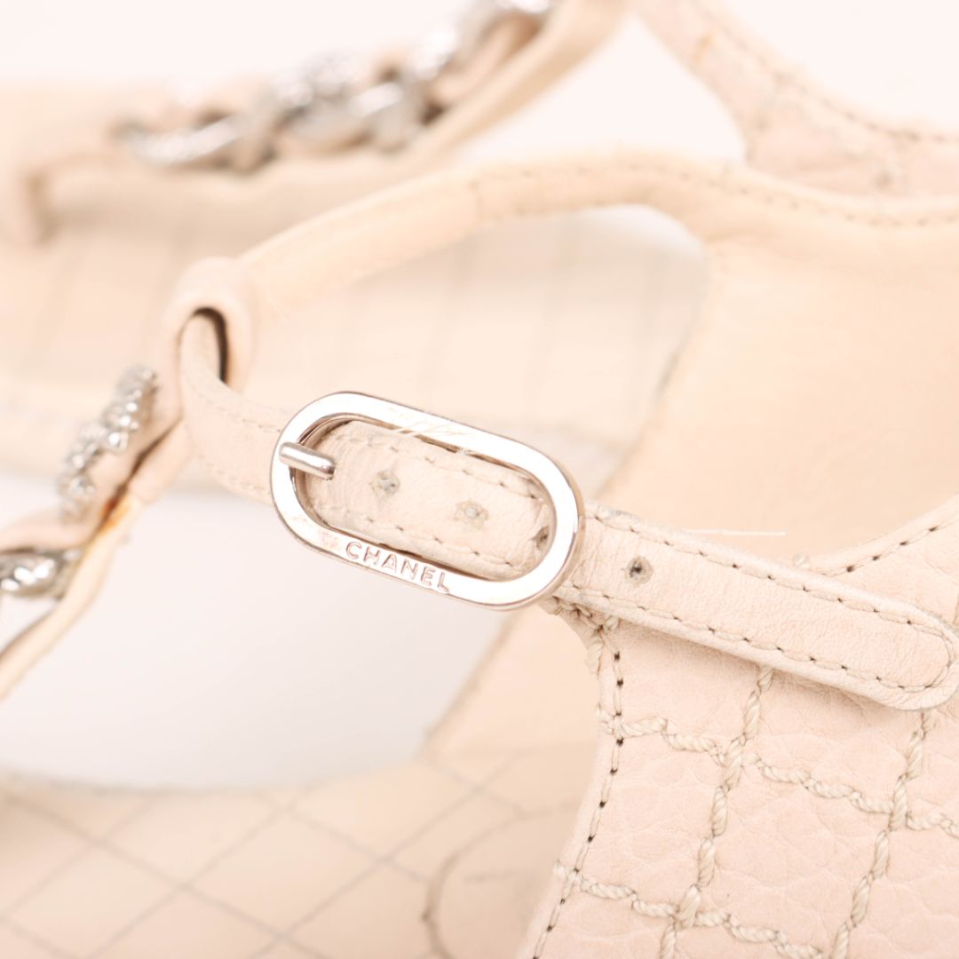 Chanel Interlocking Logo Leather Chain Sandals Size 38