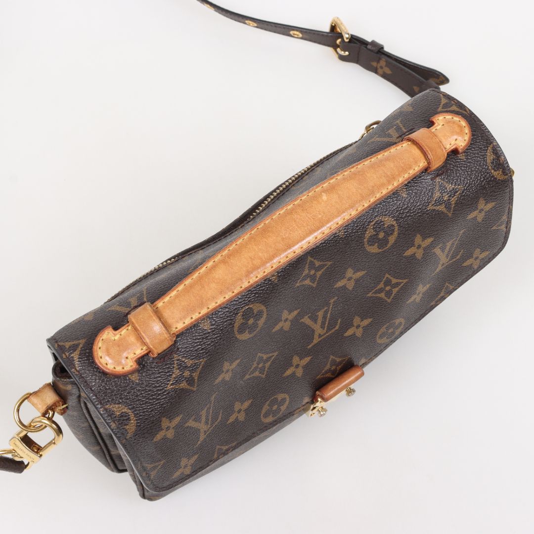 Louis Vuitton Pochette Metis Monogram MM